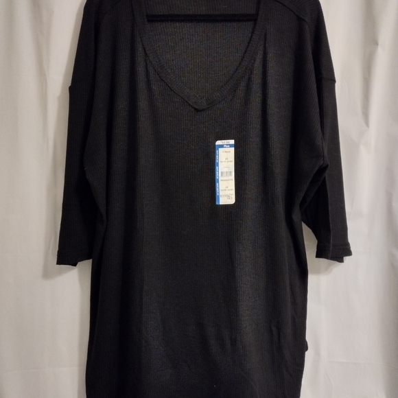 Terra & Sky Tops - Terra & Sky Charcoal V-Neck Top